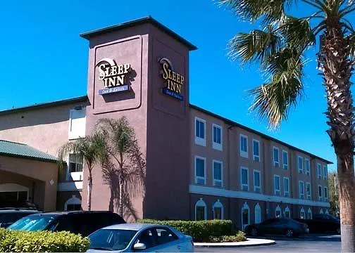 Sleep Inn & Suites Orlando International Airport 2*,